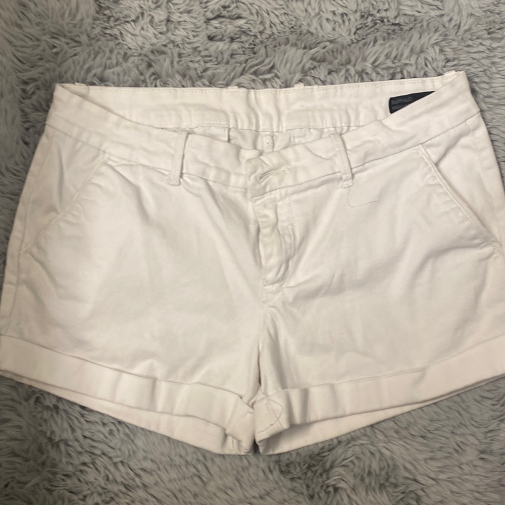 Buffalo white shorts